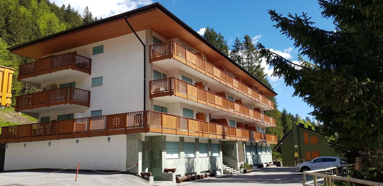 Monolocale Fevri - Serafini Madonna di Campiglio Exterior photo